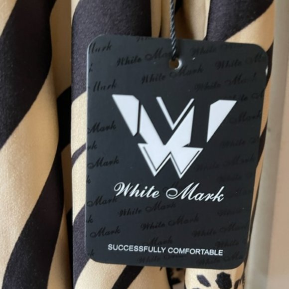 ❤️REDUCED❤️Black & Gold Animal Print Cold Tunic Top - Picture 8 of 8